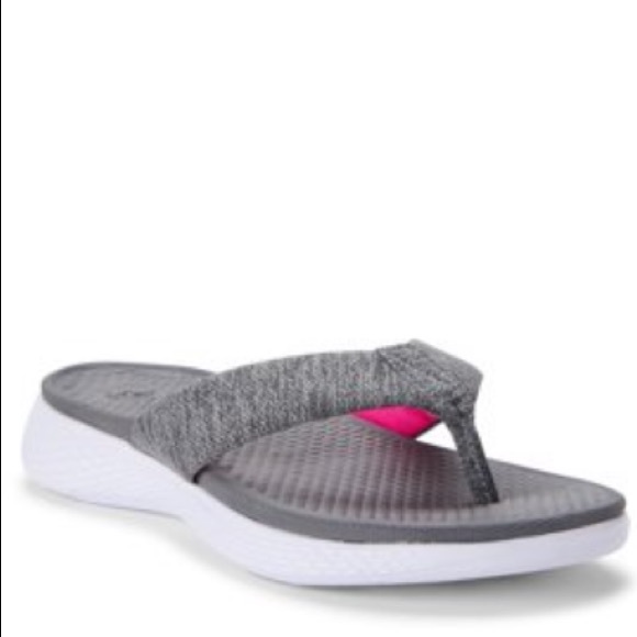 💜Athletic Works Women’s Comfort Flip Flop Sandals - Picture 3 of 12